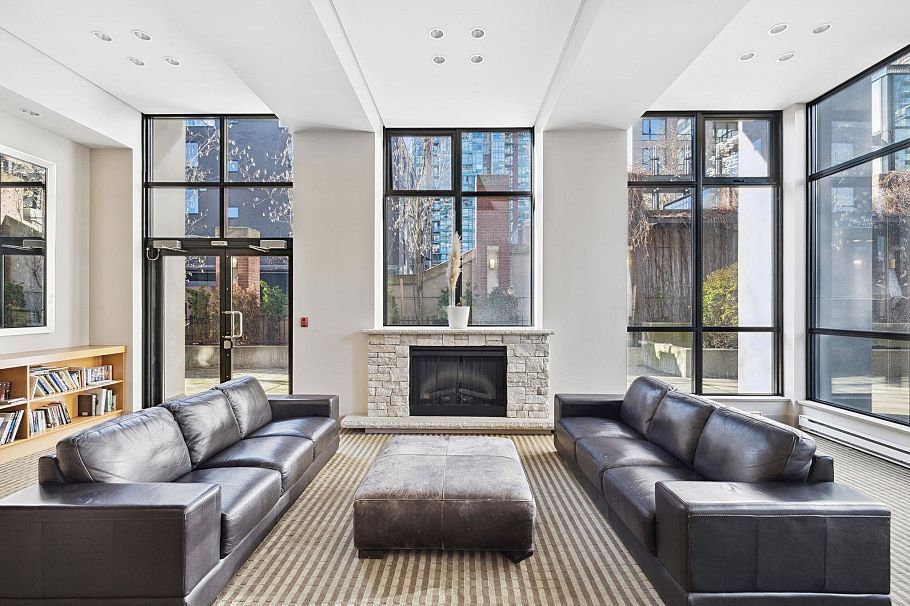 502 977 Mainland Street Vancouver, BC - 10