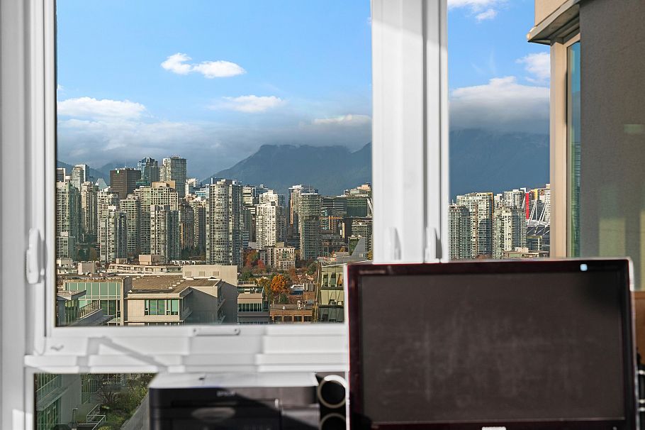 911 500 W 10th Avenue Vancouver, BC - 12