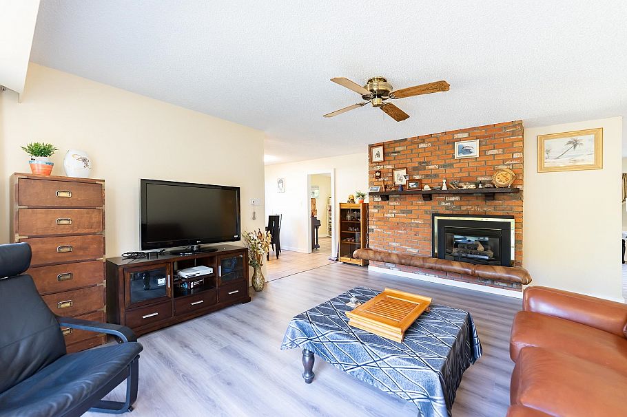 2075 Rufus Drive North Vancouver, BC - 16