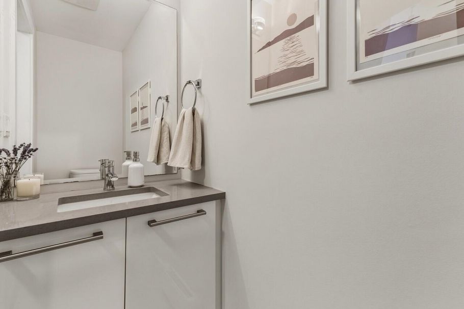 1681 Kitchener Street Vancouver, BC - 14