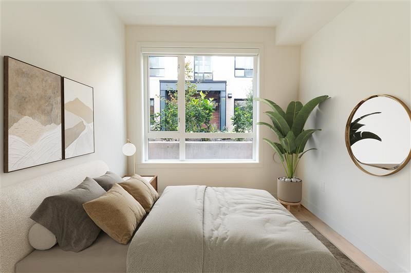 123 2050 Glenaire Drive North Vancouver, BC - 4