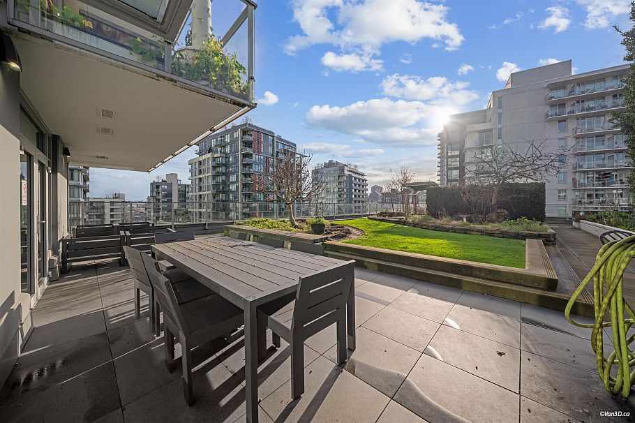 316 1661 Quebec Street Vancouver, BC - 26