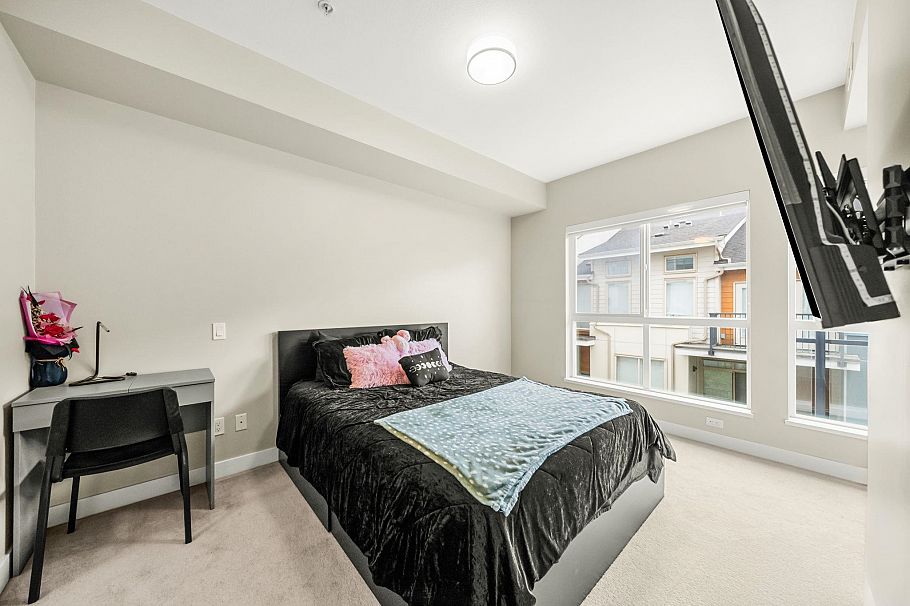 313 10155 River Drive Richmond, BC - 13