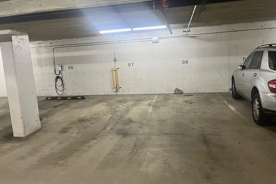 307 2545 W Broadway Vancouver, BC - 21