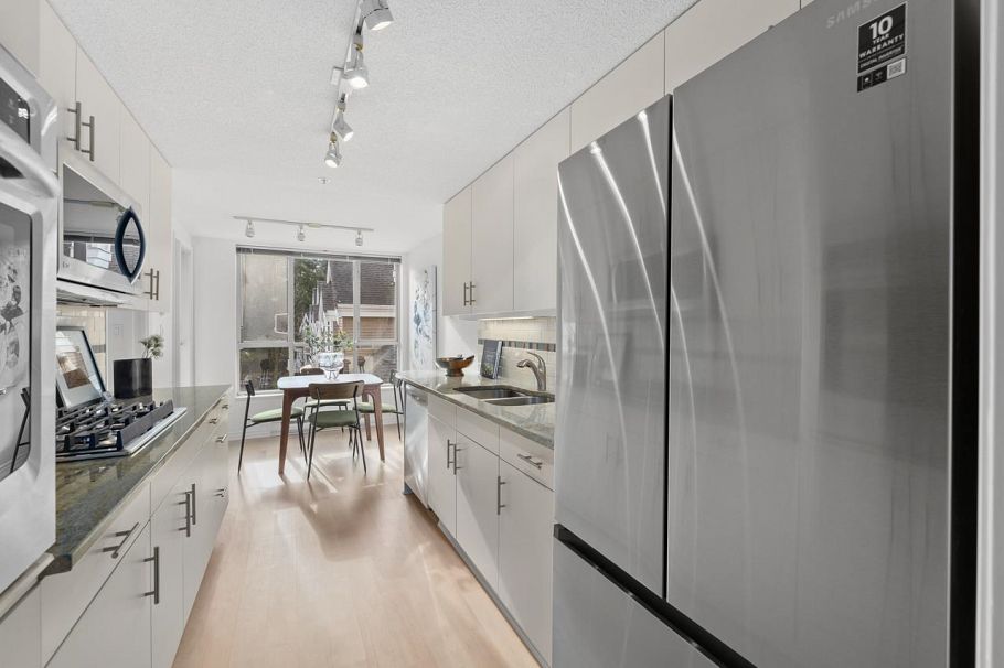 207 5760 Hampton Place Vancouver, BC - 12