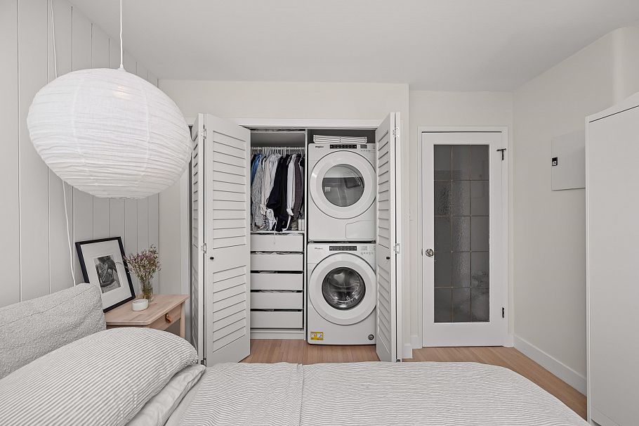 207 1424 Walnut Street Vancouver, BC - 17