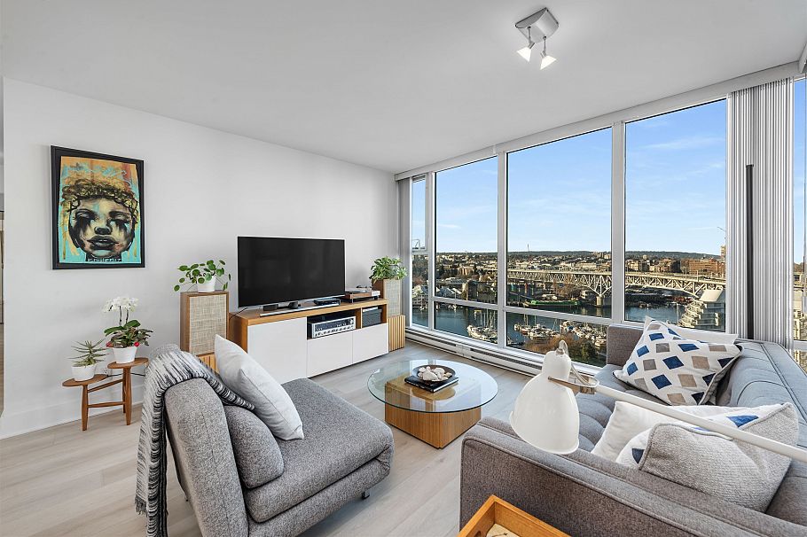 2105 455 Beach Crescent Vancouver, BC - 2