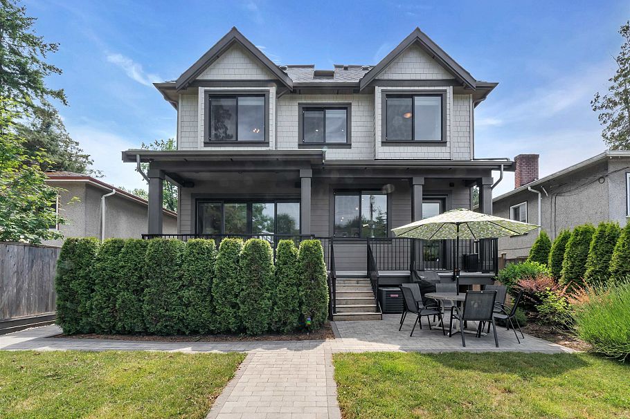 2177 E 20th Avenue Vancouver, BC - 37