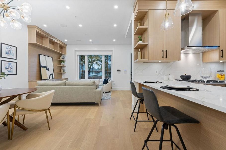 1 1166 E 11th Avenue Vancouver, BC - 10