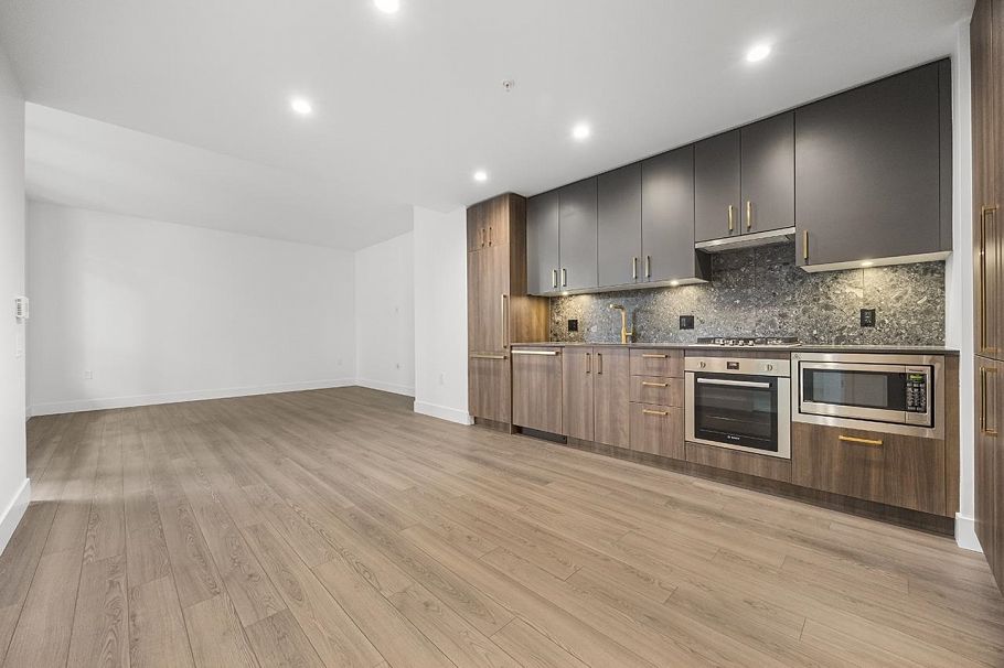 104 2375 Emery Court Vancouver, BC - 8