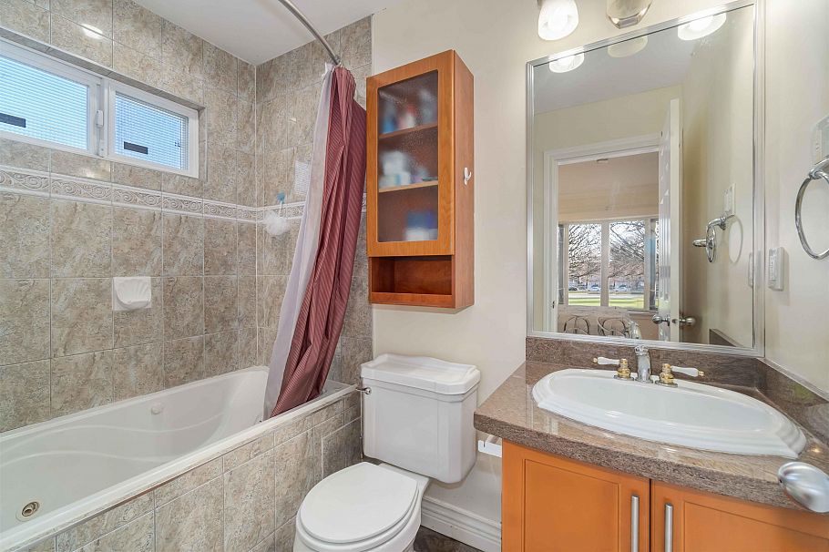 5396 Rhodes Street Vancouver, BC - 22