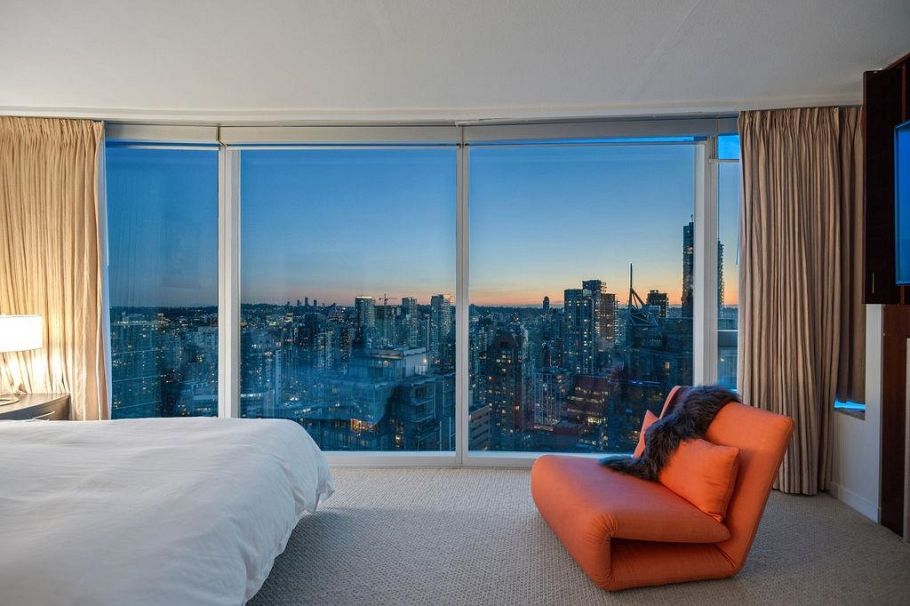 3206 938 Nelson Street Vancouver, BC - 1