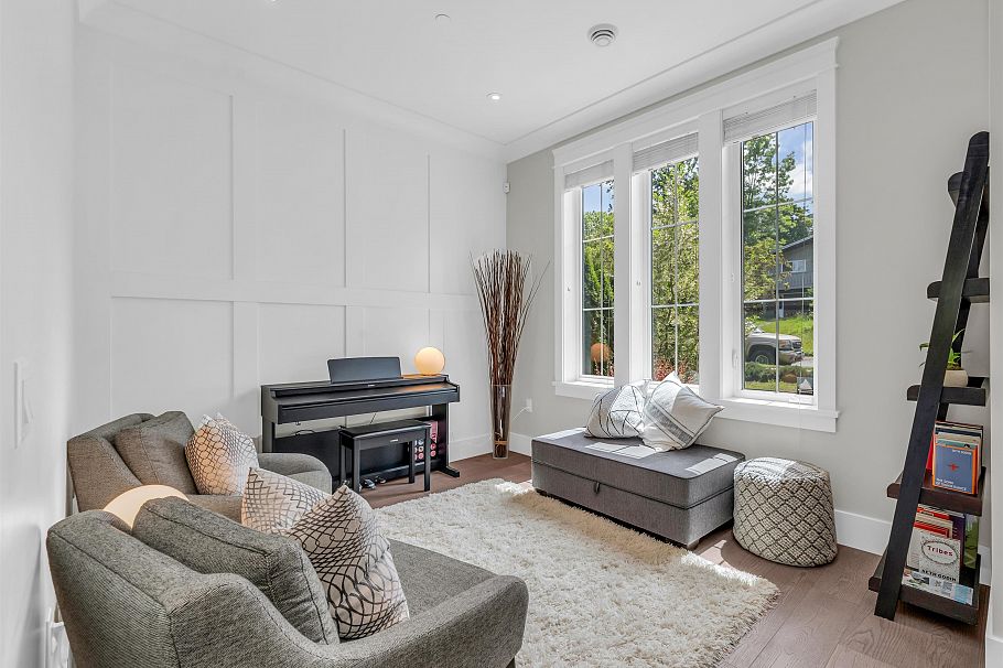 2177 E 20th Avenue Vancouver, BC - 4