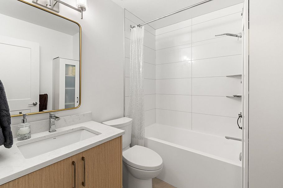 1955 Chesterfield Avenue North Vancouver, BC - 21