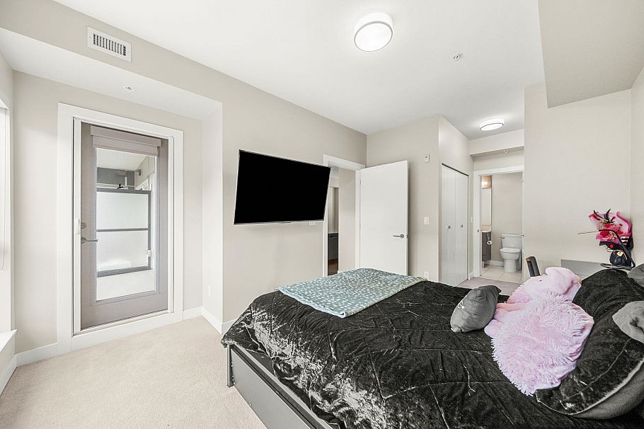 313 10155 River Drive Richmond, BC - 15