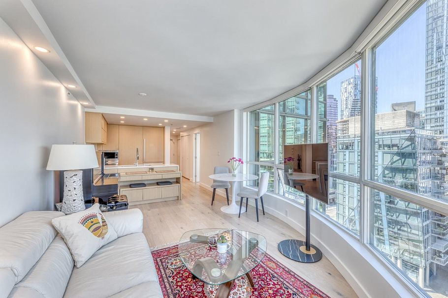 1001 588 Broughton Street Vancouver, BC - 3