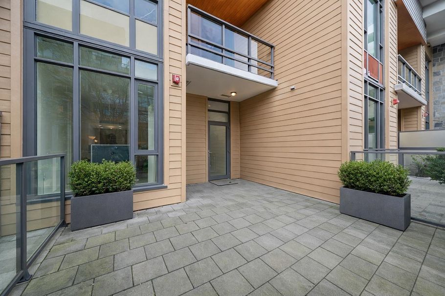 2779 Library Lane North Vancouver, BC - 3