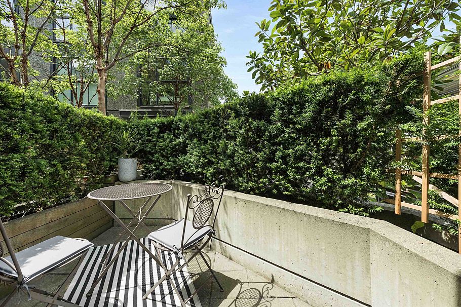 3429 Porter Street Vancouver, BC - 30