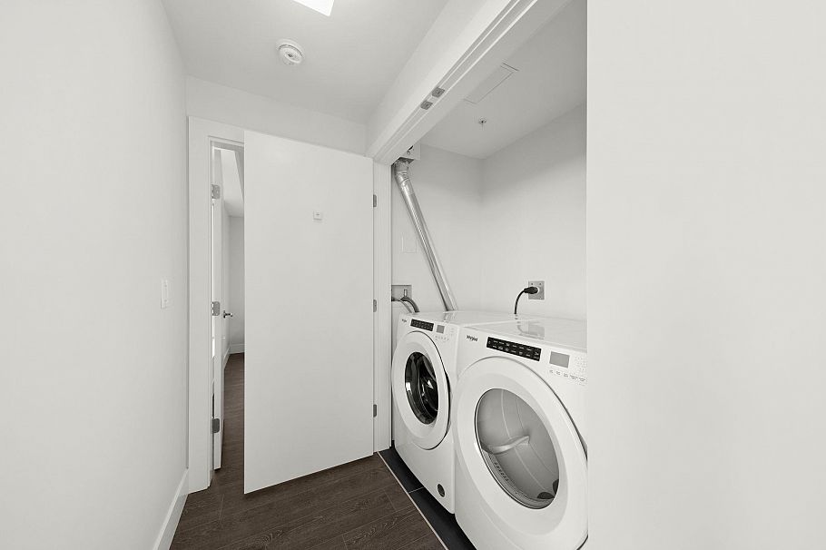 7 8508 Jack Uppal Street Vancouver, BC - 17