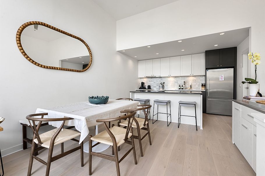 3429 Porter Street Vancouver, BC - 5