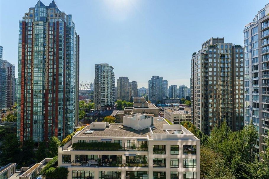 1406 989 Richards Street Vancouver, BC - 4