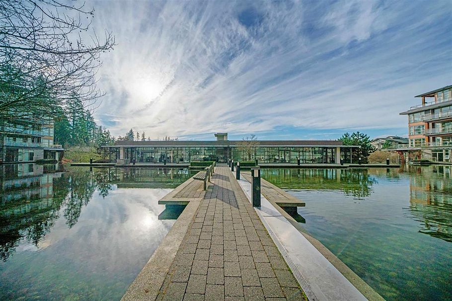 219 3606 Aldercrest Drive North Vancouver, BC - 19