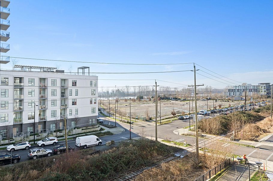 7 8508 Jack Uppal Street Vancouver, BC - 25