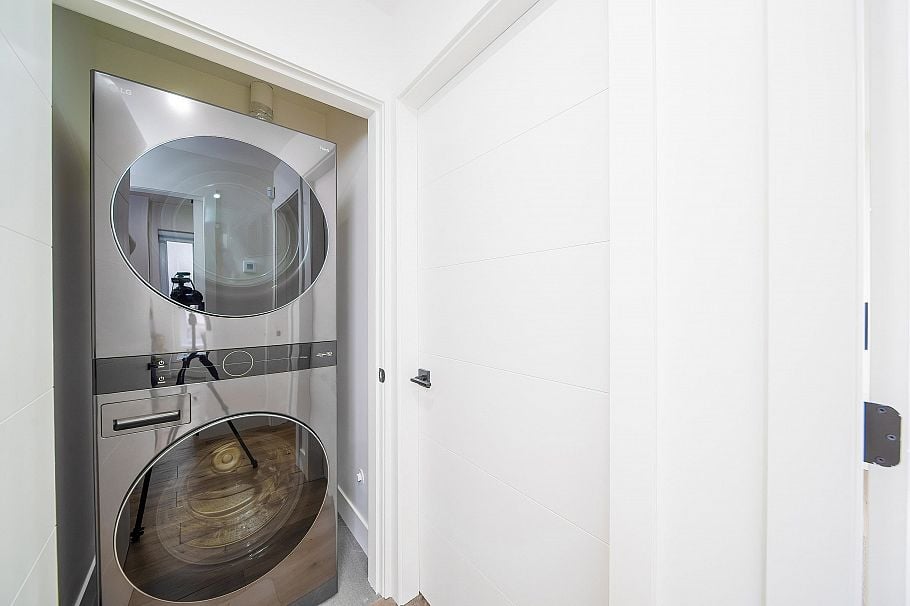 1 2777 E 27th Avenue Vancouver, BC - 22