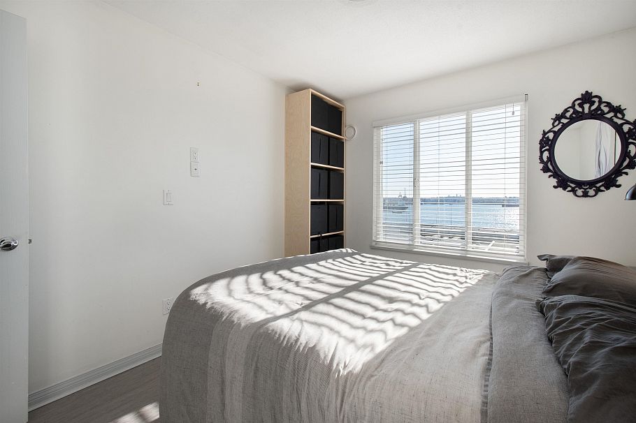 409 365 E 1st Street North Vancouver, BC - 15