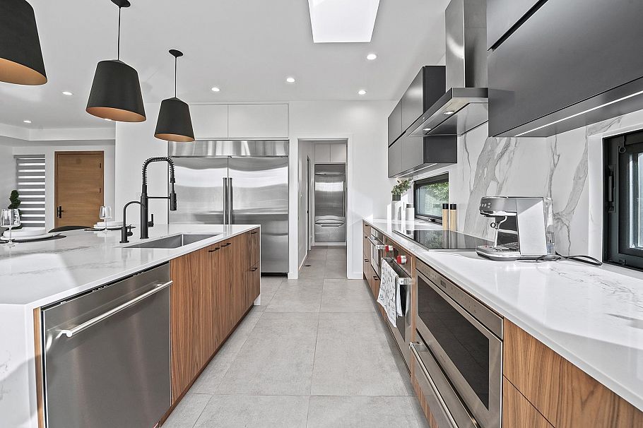 4275 Chelsea Crescent North Vancouver, BC - 5