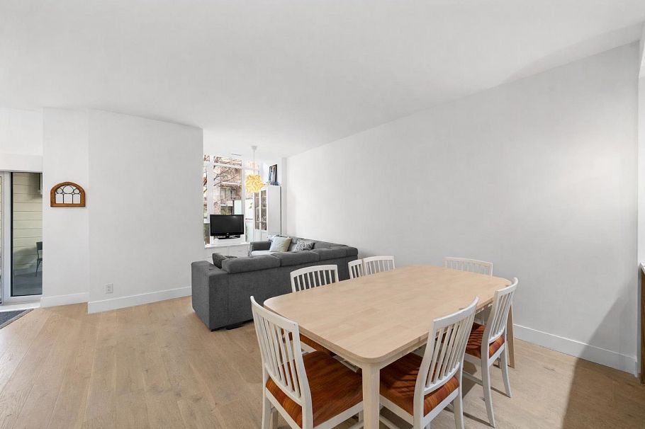 2779 Library Lane North Vancouver, BC - 6