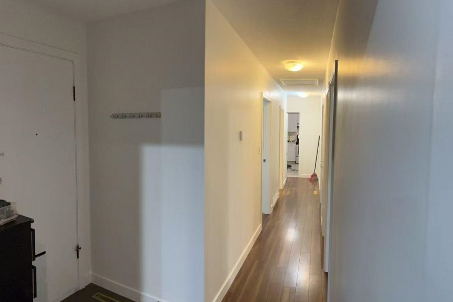 3161 E 15th Avenue Vancouver, BC - 4