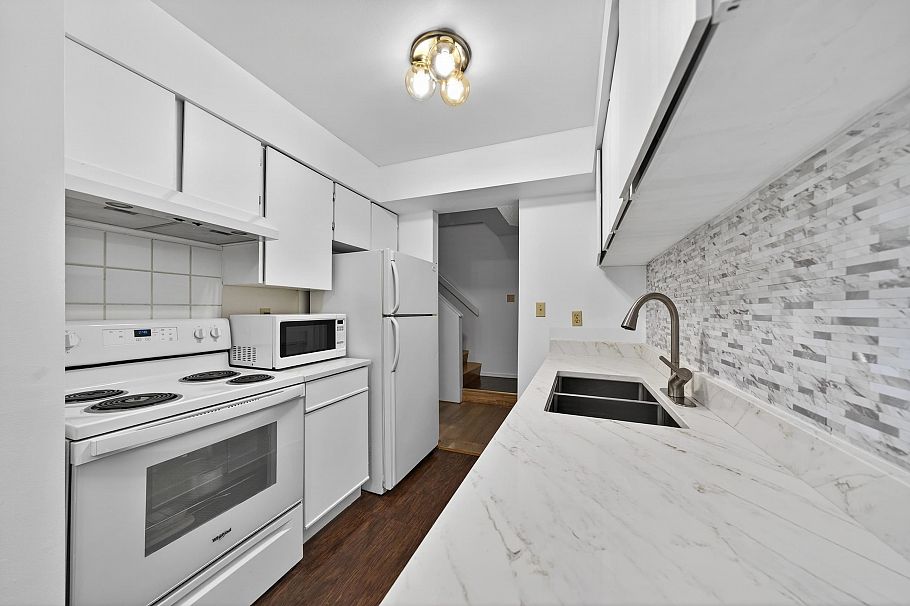 3438 Copeland Avenue Vancouver, BC - 4