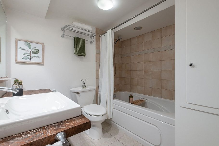 203 150 Alexander Street Vancouver, BC - 14