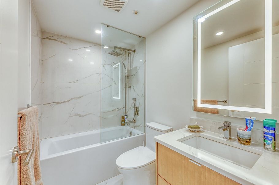 1001 588 Broughton Street Vancouver, BC - 11