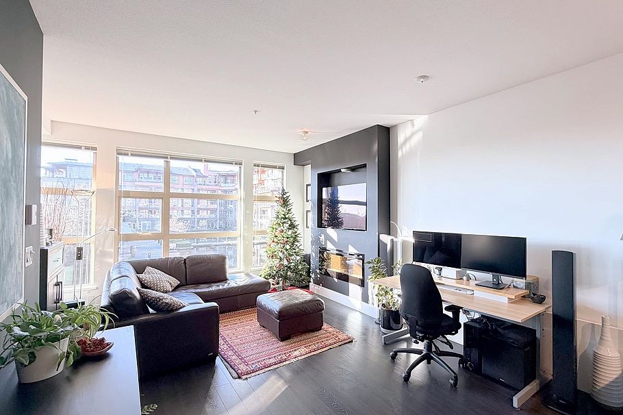 219 3606 Aldercrest Drive North Vancouver, BC - 5