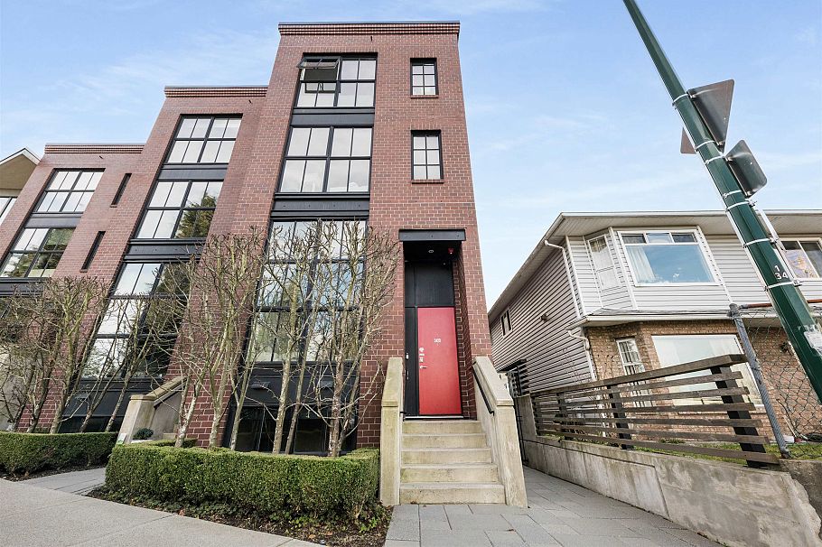 3429 Porter Street Vancouver, BC - 24