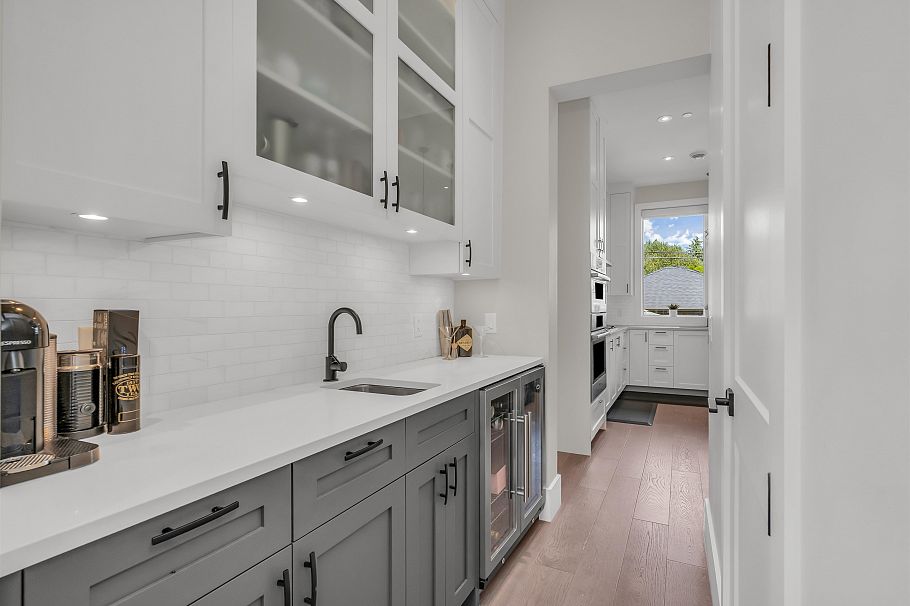 2177 E 20th Avenue Vancouver, BC - 8