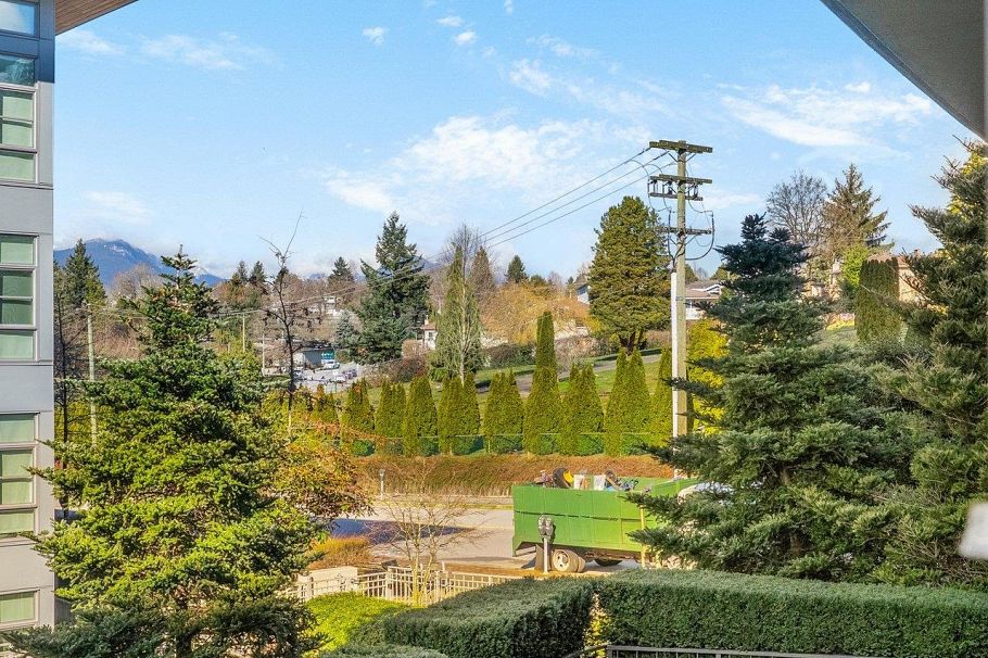 303 4189 Halifax Street Burnaby, BC - 31