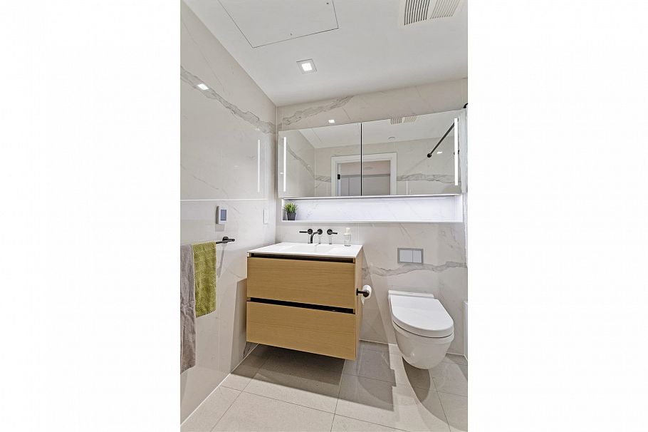 2006 620 Cardero Street Vancouver, BC - 18