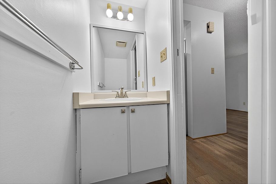 3438 Copeland Avenue Vancouver, BC - 25