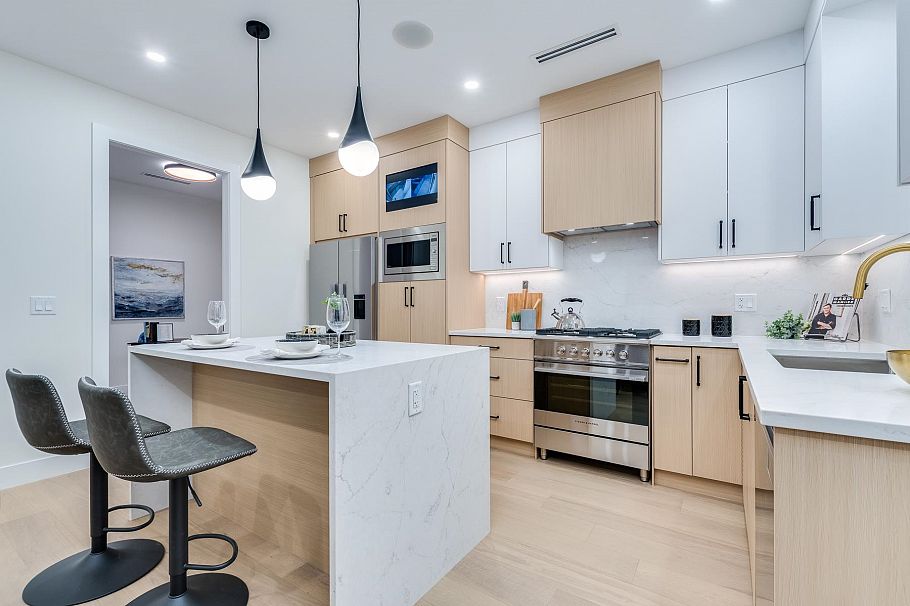 1 5459 Rhodes Street Vancouver, BC - 6