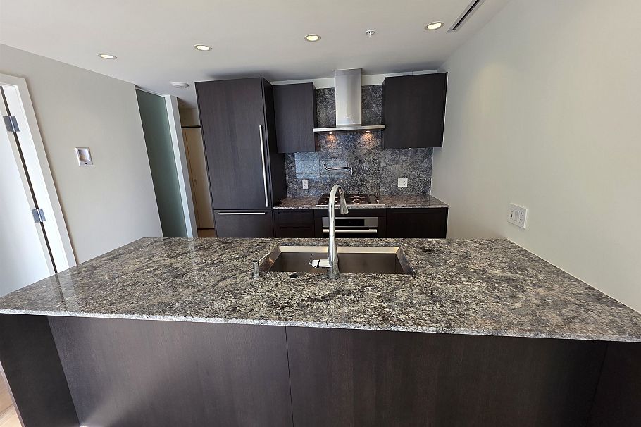 2706 1011 W Cordova Street Vancouver, BC - 11