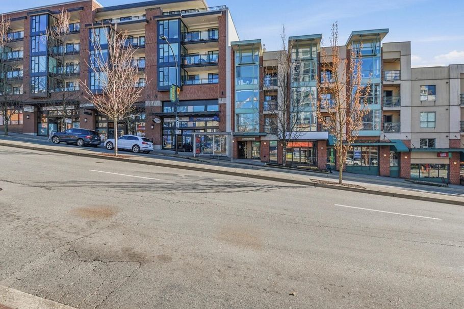 403 212 Lonsdale Avenue North Vancouver, BC - 1