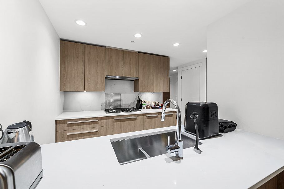 2779 Library Lane North Vancouver, BC - 8