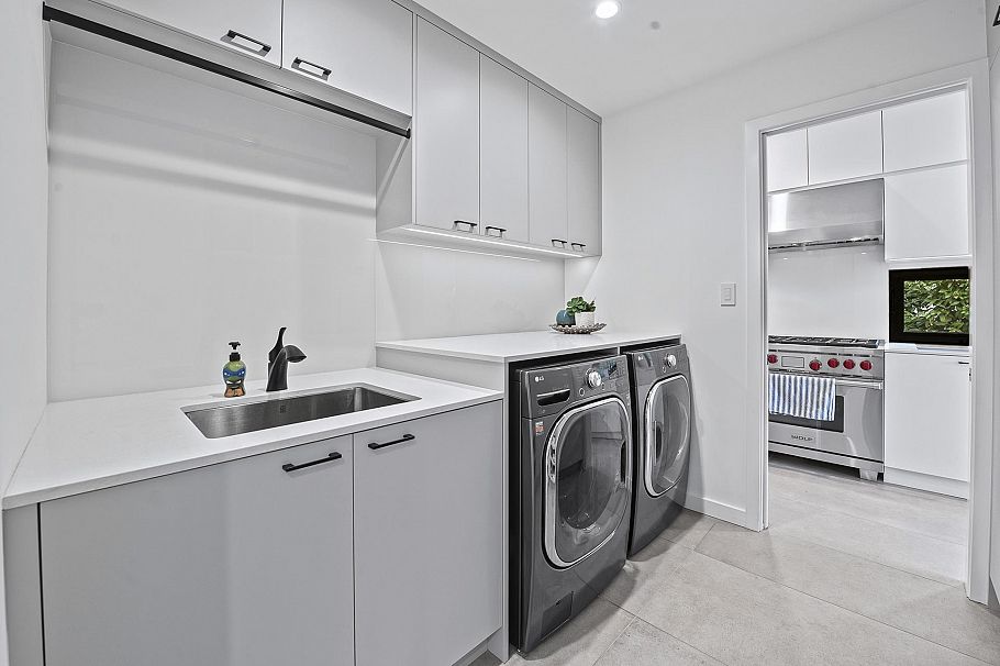 4275 Chelsea Crescent North Vancouver, BC - 11