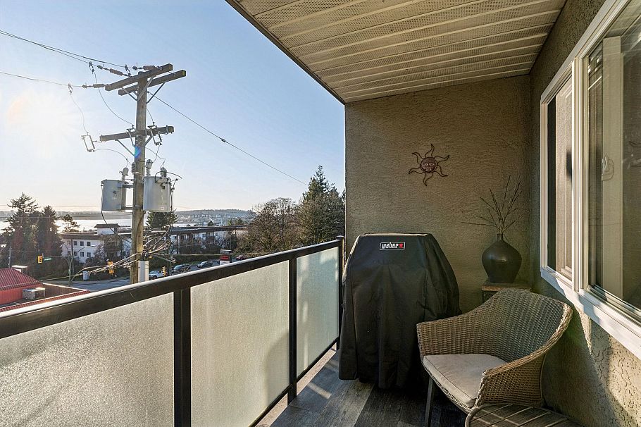 305 175 W 4th Street North Vancouver, BC - 14