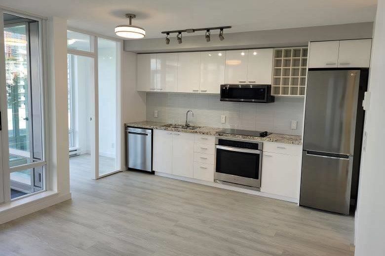 131 REGIMENT SQUARE, Vancouver BC V6B 1X6 Vancouver, BC - 3