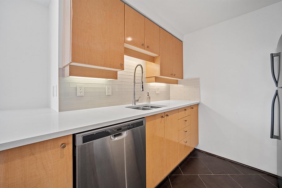 2809 1008 Cambie Street Vancouver, BC - 18