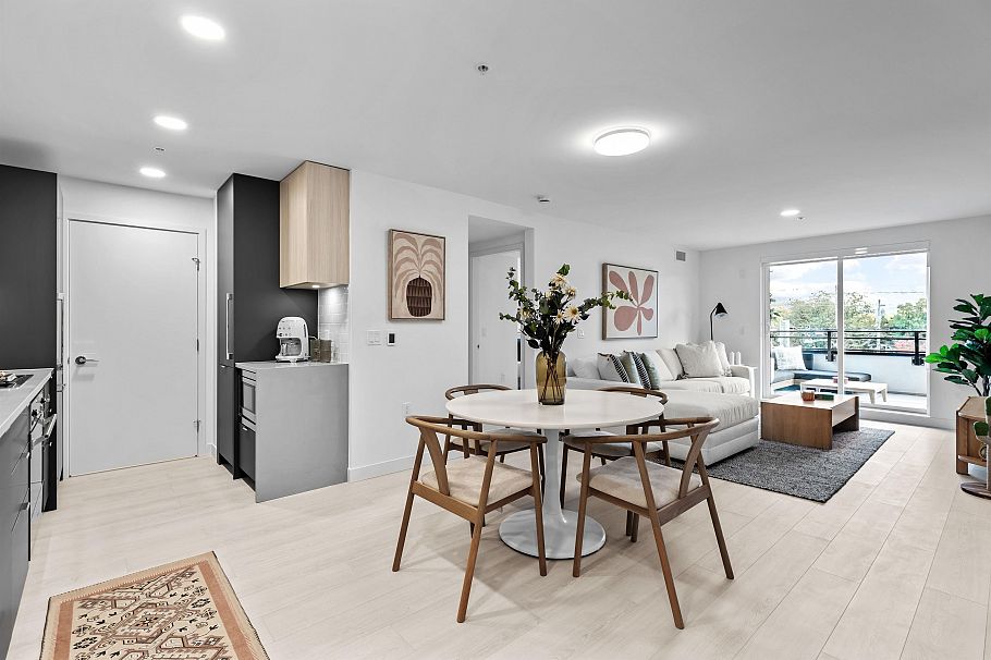 303 2419 Grant Street Vancouver, BC - 11